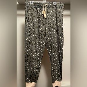 Lularoe Jax joggers animal print